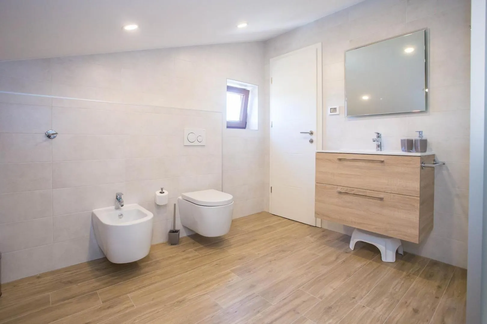 Three Bedroom Apartment Milohanic IV Poreč