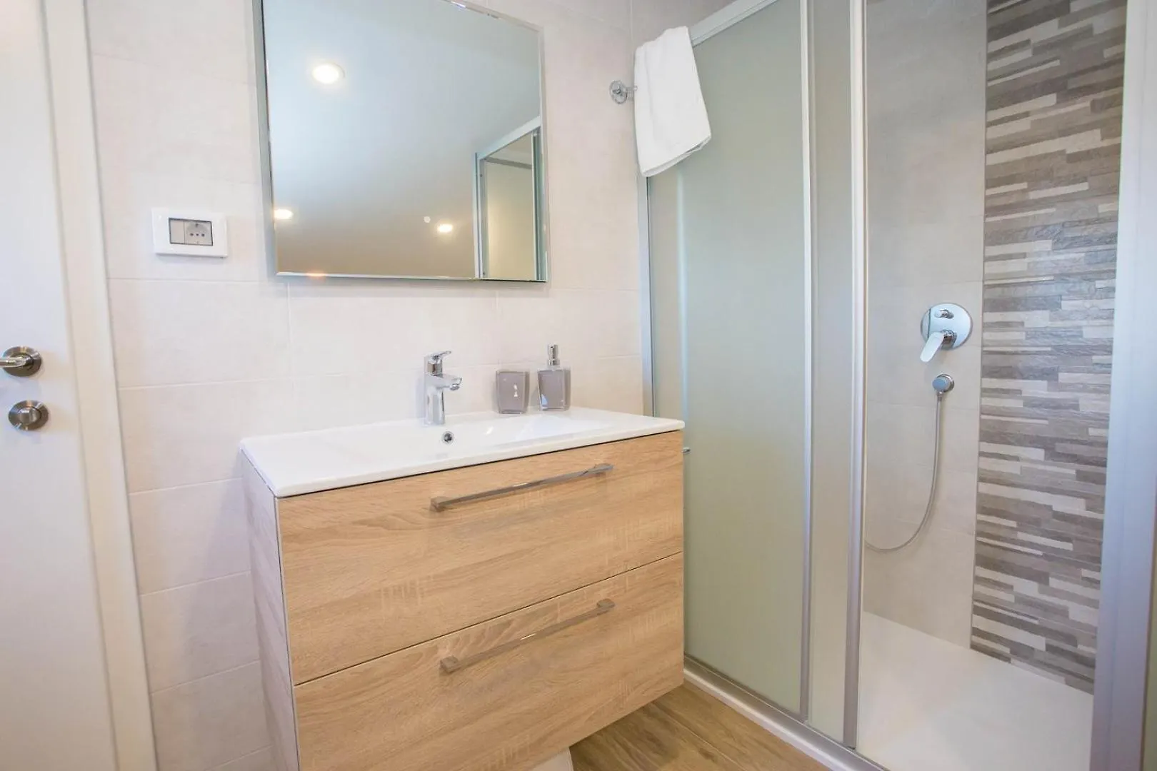 Three Bedroom Apartment Milohanic IV Poreč