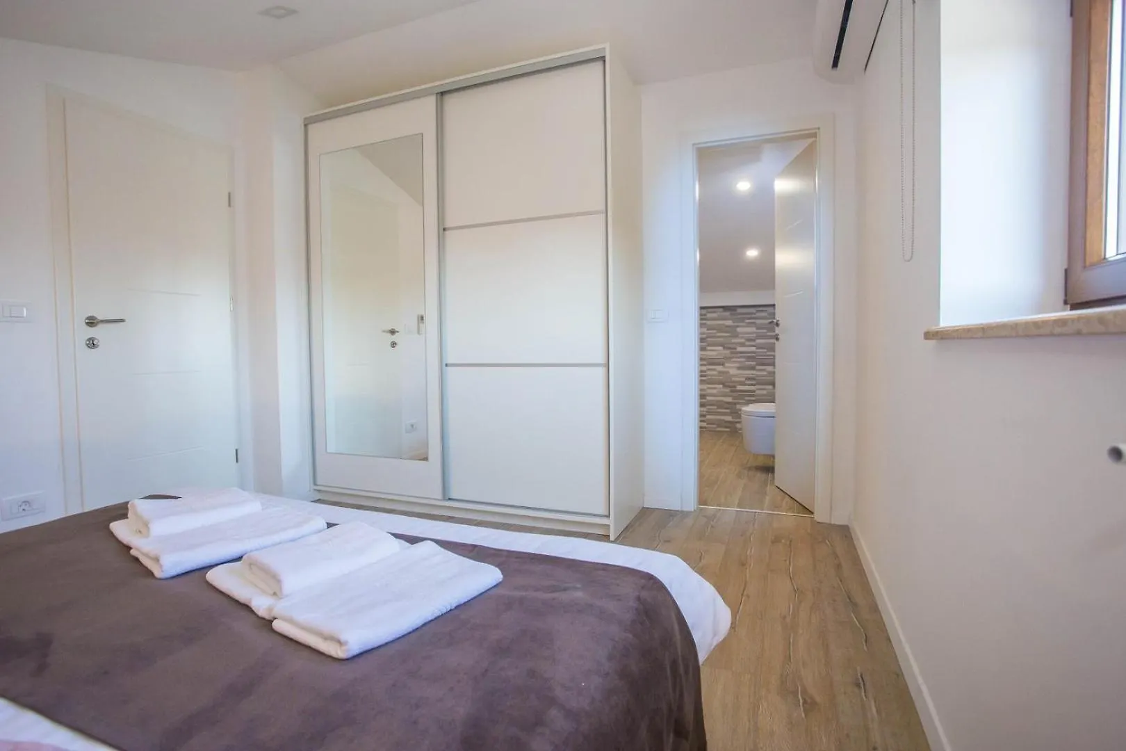 Three Bedroom Apartment Milohanic IV Poreč