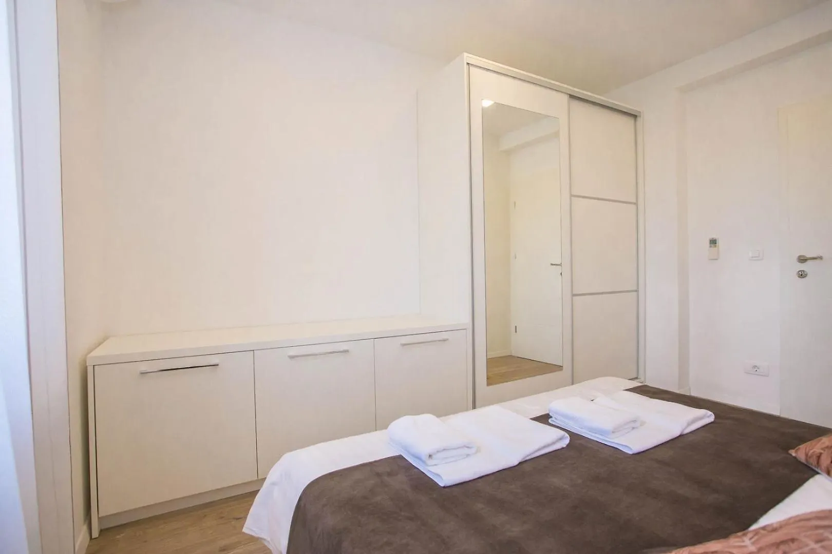 Three Bedroom Apartment Milohanic IV Porec Croatia