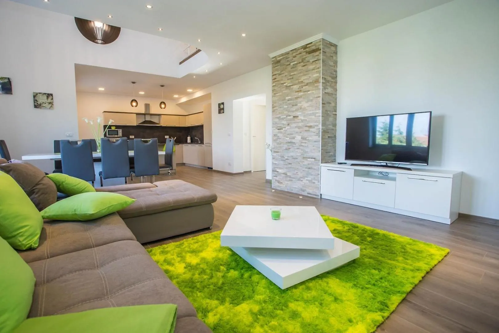 Three Bedroom Apartment Milohanic IV Porec