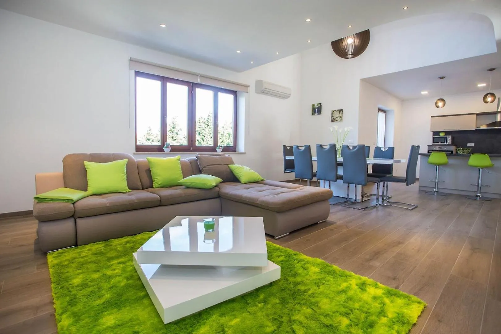 Three Bedroom Apartment Milohanic IV Porec