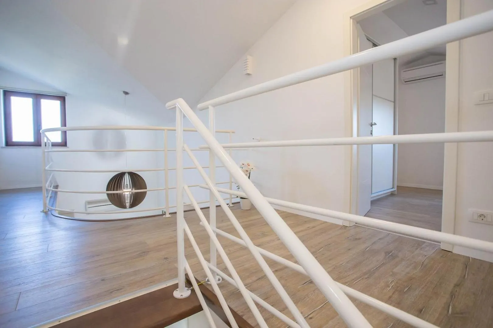 Three Bedroom Apartment Milohanic IV بوريتش